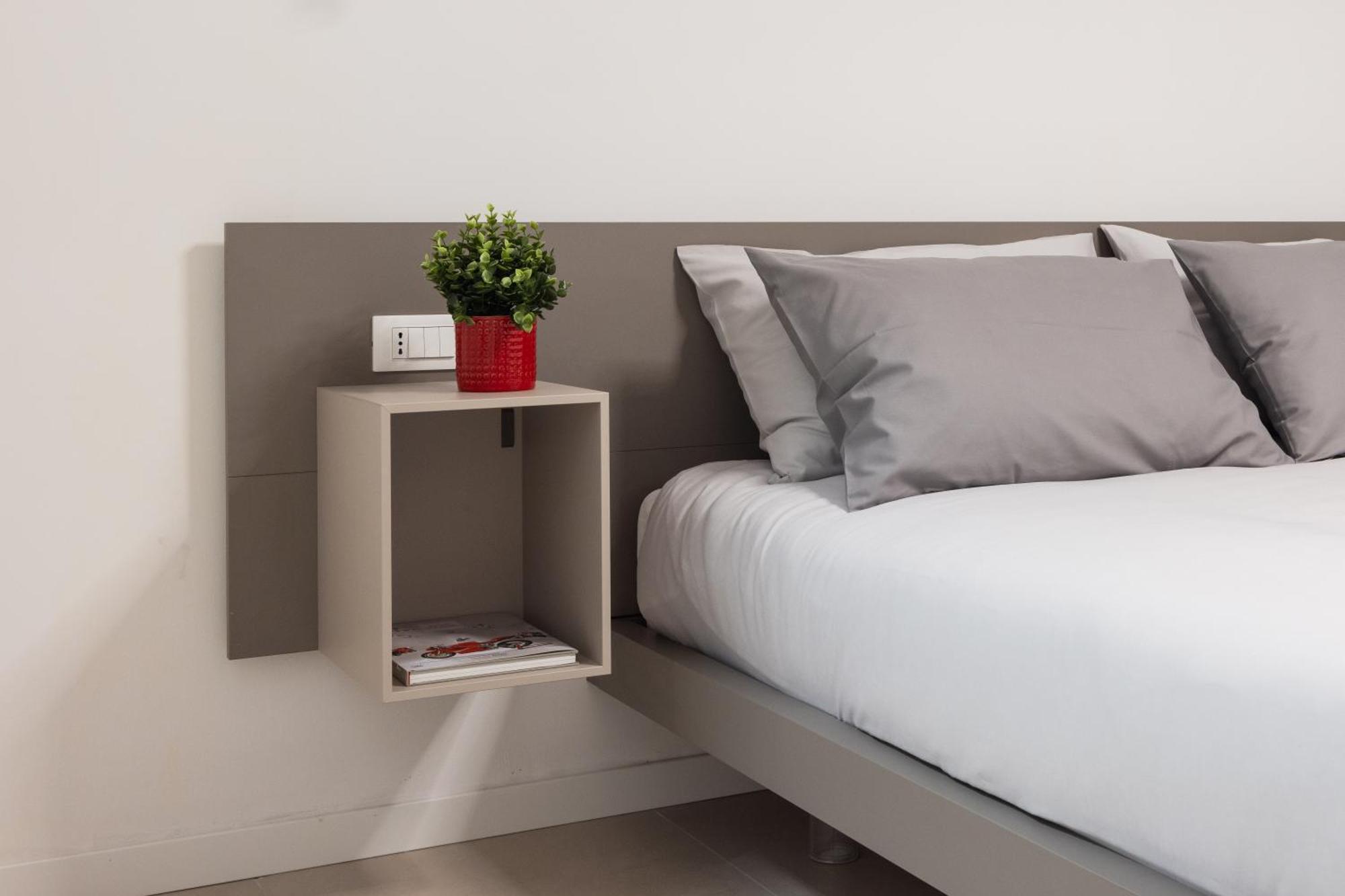 Luxury Station Suite Болонья Экстерьер фото