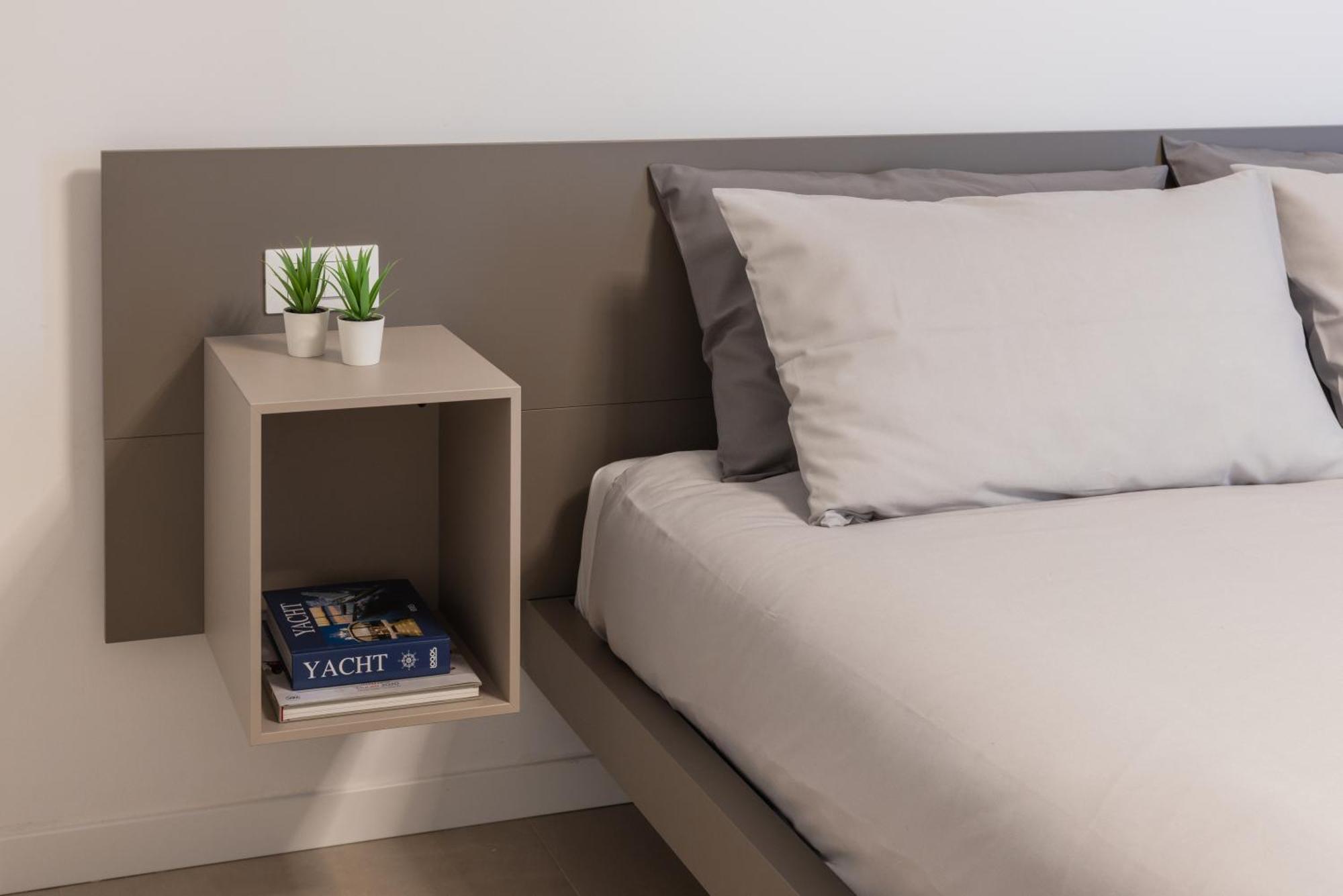 Luxury Station Suite Болонья Экстерьер фото